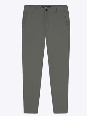 Excellent condition CUTS ao jogger in dark pine medium